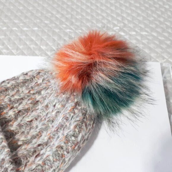 NWT Norla multicolour faux fur pom pom beanie - Picture 5 of 5
